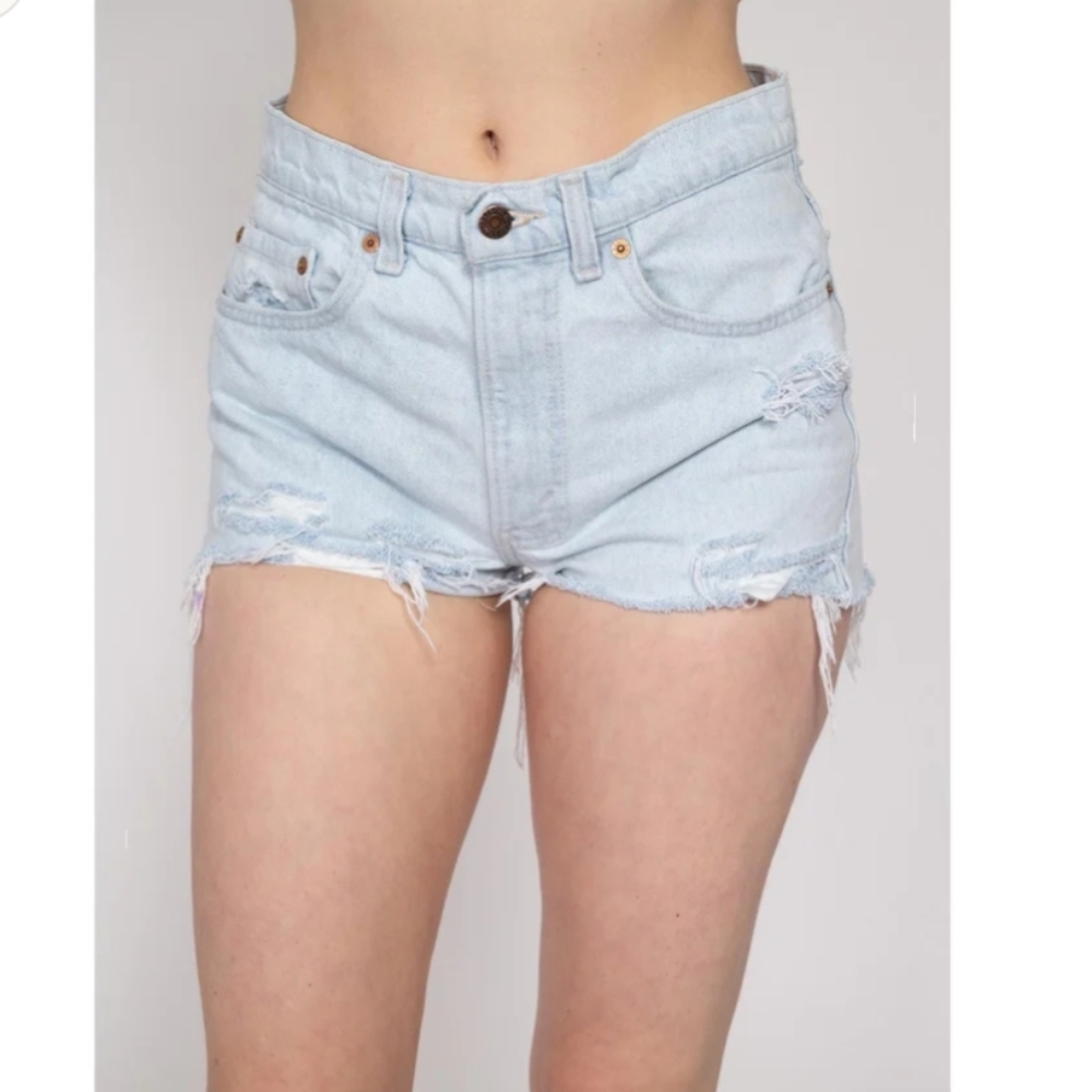 LEVIS 501 Original High Rise Button Fly Cut Off Jean Shorts Light Wash Size 29